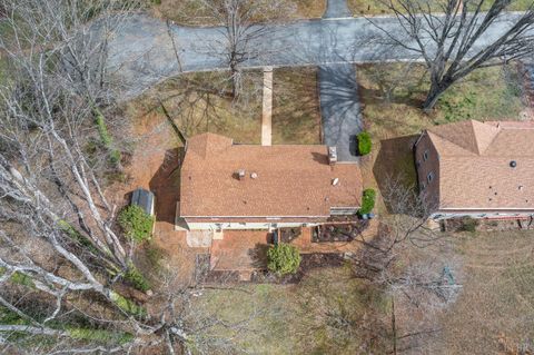 Tiny photo for 1005 Williamsburg Place, Lynchburg, VA 24503 (MLS # 365085)