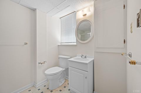 Tiny photo for 1005 Williamsburg Place, Lynchburg, VA 24503 (MLS # 365085)