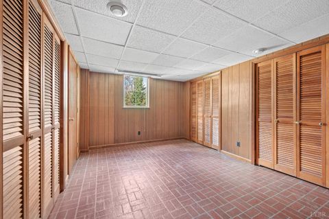 Tiny photo for 1005 Williamsburg Place, Lynchburg, VA 24503 (MLS # 365085)