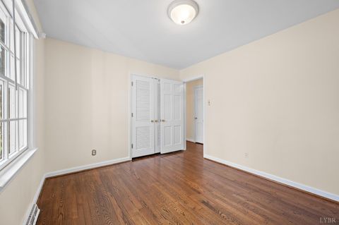 Tiny photo for 1005 Williamsburg Place, Lynchburg, VA 24503 (MLS # 365085)