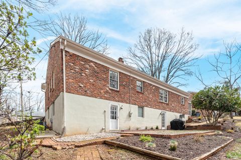 Tiny photo for 1005 Williamsburg Place, Lynchburg, VA 24503 (MLS # 365085)