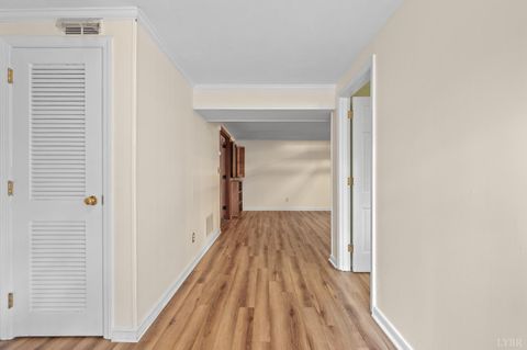 Tiny photo for 1005 Williamsburg Place, Lynchburg, VA 24503 (MLS # 365085)