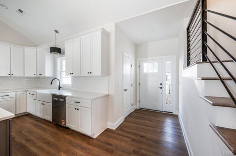 Tiny photo for 46 Grandset Drive, Forest, VA 24551 (MLS # 365122)