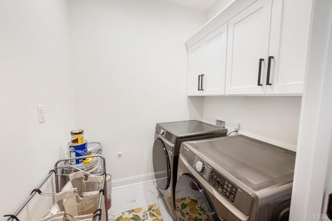 Tiny photo for 103 Phillips Circle Cir, Lynchburg, VA 24502 (MLS # 366568)