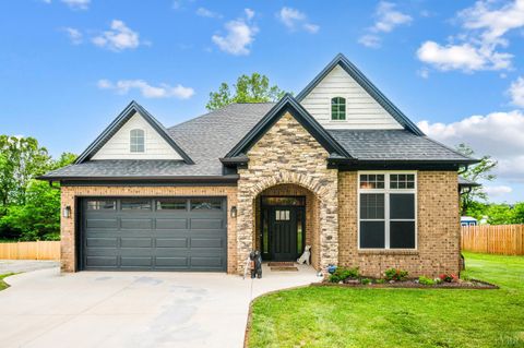 Photo of 103 Phillips Circle Cir, Lynchburg, VA 24502 (MLS # 366568)