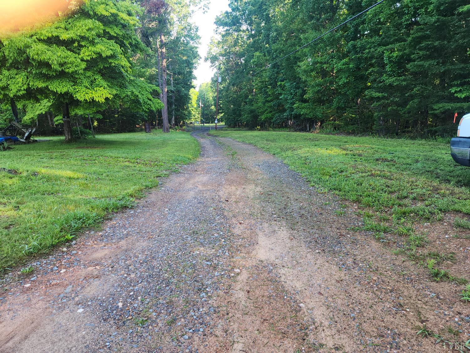 Ridge Road, Evington, Virginia image 8