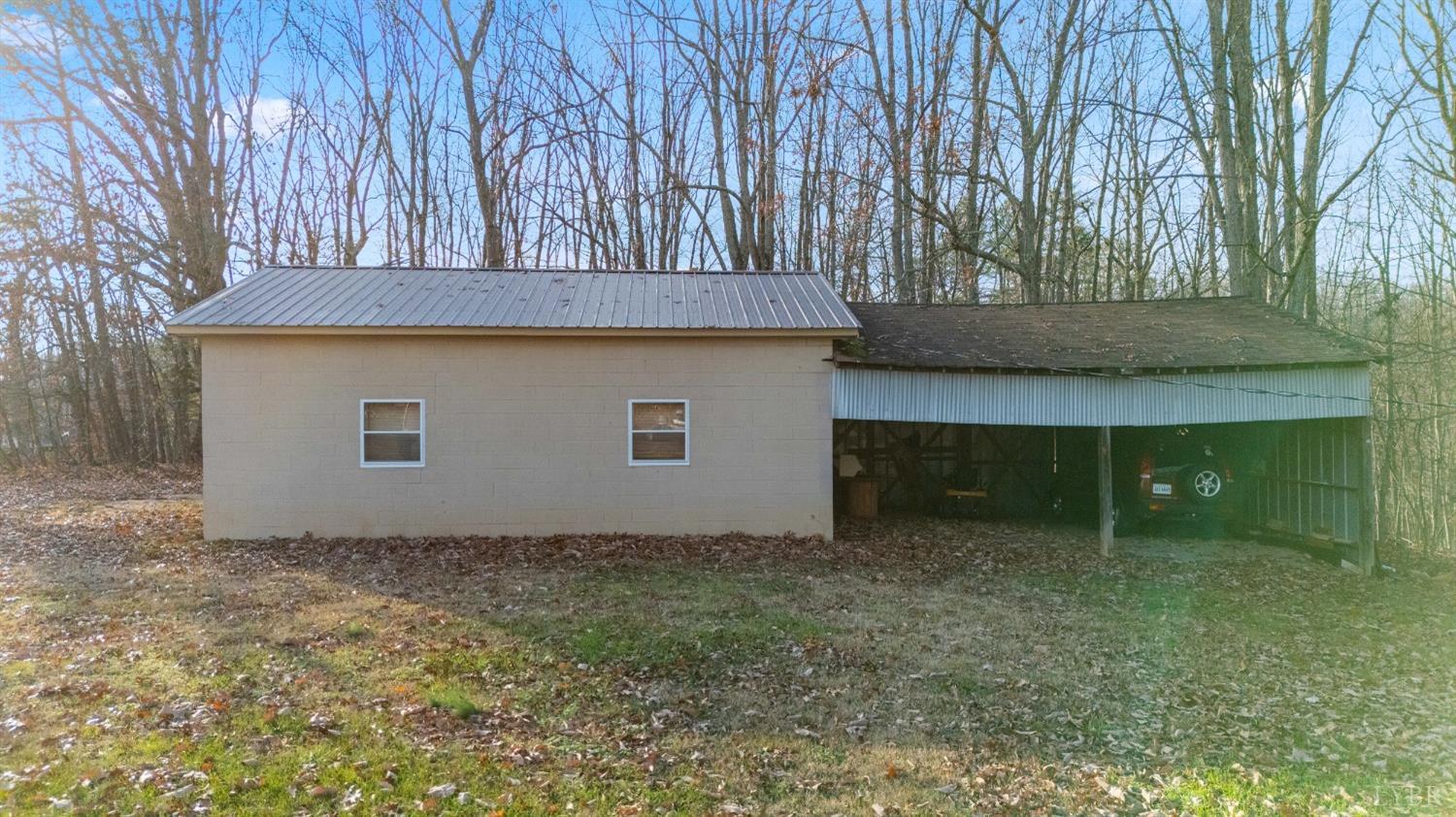 528 Jasper Wood Road, Hurt, Virginia image 34