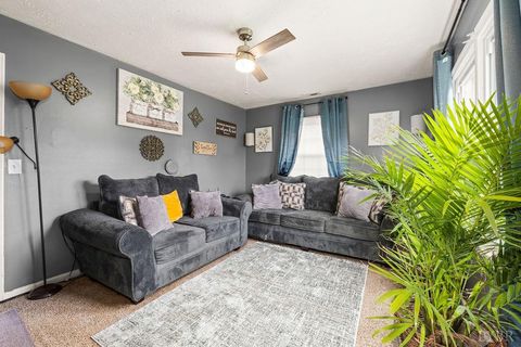 Tiny photo for 135 Brown Street, Appomattox, VA 24522 (MLS # 361119)