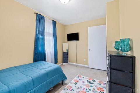 Tiny photo for 135 Brown Street, Appomattox, VA 24522 (MLS # 361119)