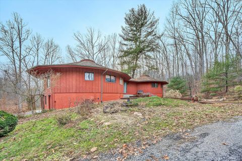 Photo of 1099 Rising Star Drive, Bedford, VA 24523 (MLS # 367271)