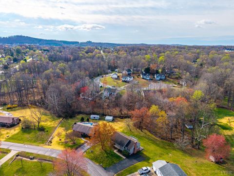 Tiny photo for 209 Stonehouse Drive, Lynchburg, VA 24502 (MLS # 365304)