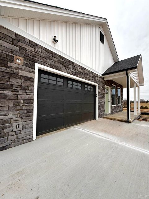 Tiny photo for 1006 Virginia Byway, Bedford, VA 24523 (MLS # 364532)