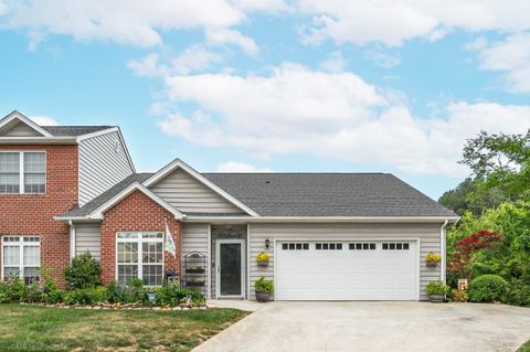 Photo of 64 Shore Line Drive, Lynchburg, VA 24501 (MLS # 366778)