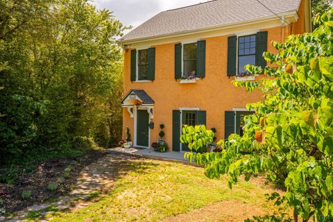 Tiny photo for 119 Fredonia Ave AVE, Lynchburg, VA 24503 (MLS # 366561)