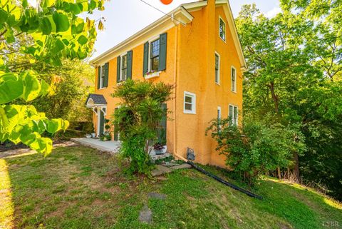 Tiny photo for 119 Fredonia Ave AVE, Lynchburg, VA 24503 (MLS # 366561)