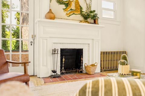 Tiny photo for 119 Fredonia Ave AVE, Lynchburg, VA 24503 (MLS # 366561)