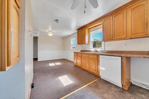 Tiny photo for 4152 Blue Ridge Drive, Gretna, VA 24557 (MLS # 363511)