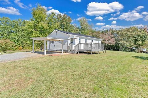 Tiny photo for 4152 Blue Ridge Drive, Gretna, VA 24557 (MLS # 363511)