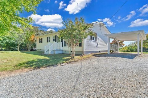 Tiny photo for 4152 Blue Ridge Drive, Gretna, VA 24557 (MLS # 363511)