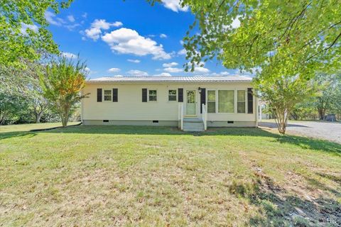 Tiny photo for 4152 Blue Ridge Drive, Gretna, VA 24557 (MLS # 363511)