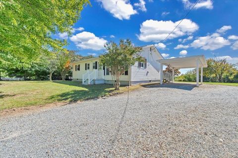 Tiny photo for 4152 Blue Ridge Drive, Gretna, VA 24557 (MLS # 363511)
