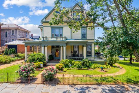 Photo of 1415 Harrison Street, Lynchburg, VA 24504 (MLS # 360243)
