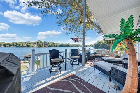 Tiny photo for 3018 Northridge Road, Hardy, VA 24101 (MLS # 363253)