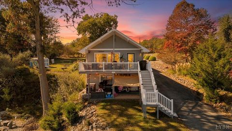 Tiny photo for 3018 Northridge Road, Hardy, VA 24101 (MLS # 363253)