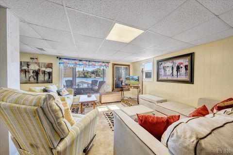 Tiny photo for 3018 Northridge Road, Hardy, VA 24101 (MLS # 363253)