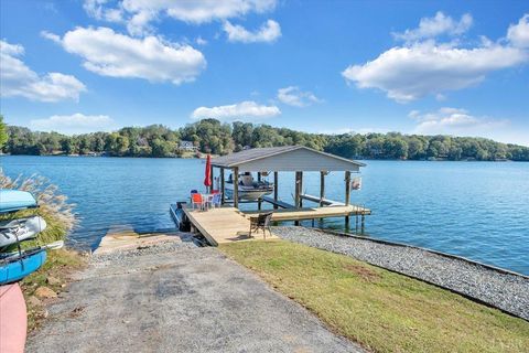 Tiny photo for 3018 Northridge Road, Hardy, VA 24101 (MLS # 363253)