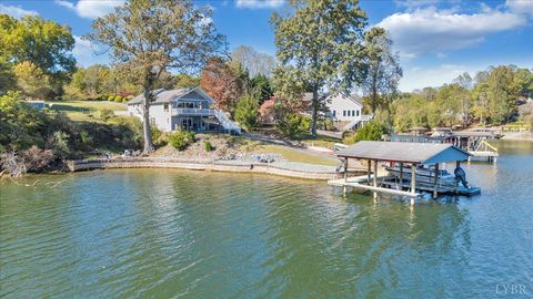 Tiny photo for 3018 Northridge Road, Hardy, VA 24101 (MLS # 363253)