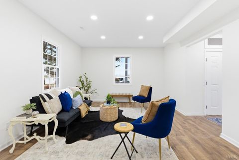 Tiny photo for 404 Euclid Avenue, Lynchburg, VA 24501 (MLS # 364716)