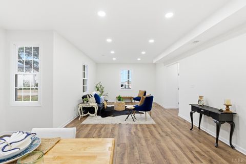 Tiny photo for 404 Euclid Avenue, Lynchburg, VA 24501 (MLS # 364716)