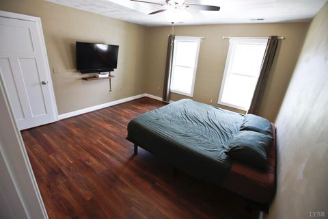 Tiny photo for 212 NE Princeton Circle, Roanoke, VA 24012 (MLS # 365655)