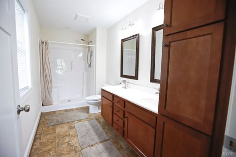 Tiny photo for 212 NE Princeton Circle, Roanoke, VA 24012 (MLS # 365655)