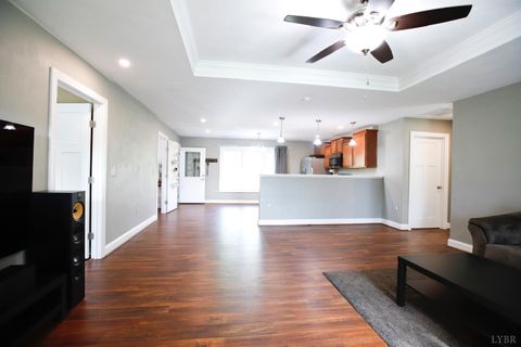 Tiny photo for 212 NE Princeton Circle, Roanoke, VA 24012 (MLS # 365655)