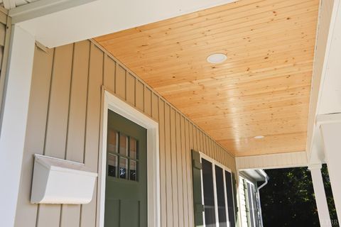 Tiny photo for 212 NE Princeton Circle, Roanoke, VA 24012 (MLS # 365655)