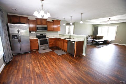 Tiny photo for 212 NE Princeton Circle, Roanoke, VA 24012 (MLS # 365655)
