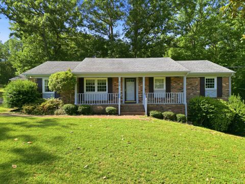 Homes For Sale - 324 Charldon Road<br/> Lynchburg, VA 24501