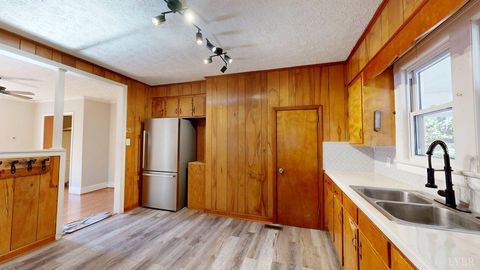 Tiny photo for 108 Parkway Drive, Danville, VA 24521 (MLS # 364632)