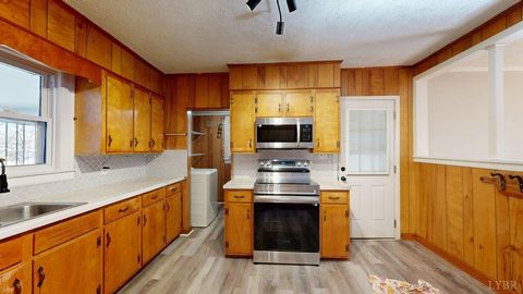 Tiny photo for 108 Parkway Drive, Danville, VA 24521 (MLS # 364632)