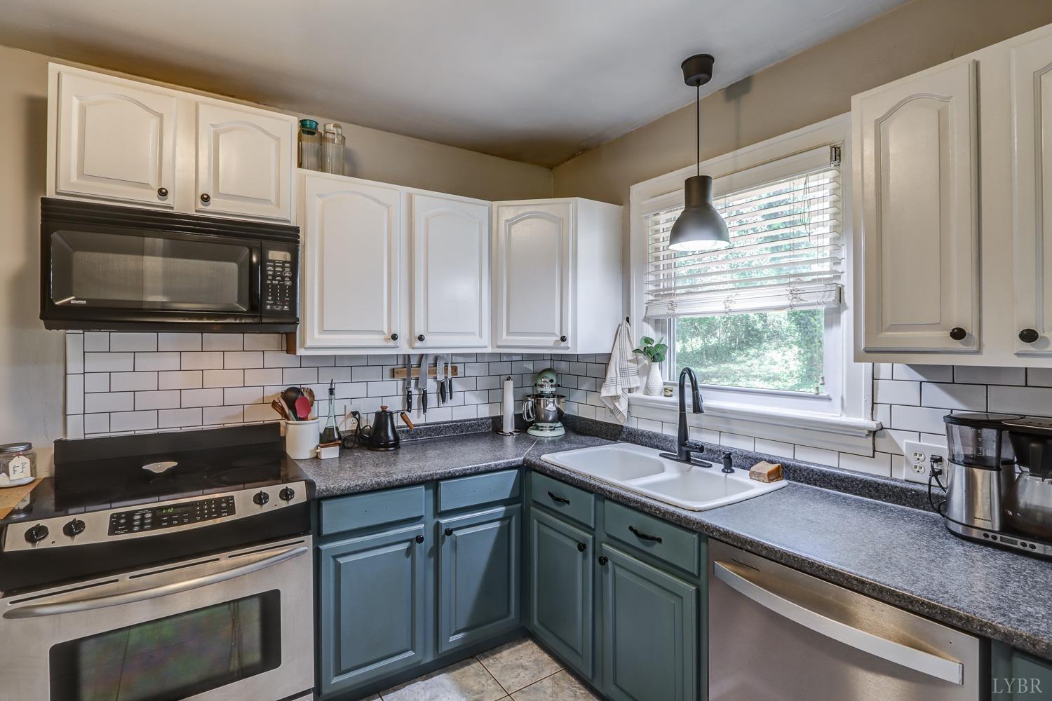 406 Westover Boulevard, Lynchburg, Virginia image 10
