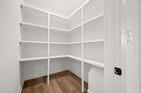 Tiny photo for 1148 Val Terrace Court, Forest, VA 24551 (MLS # 364667)