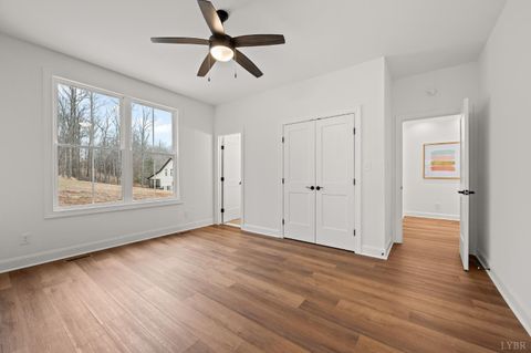 Tiny photo for 1148 Val Terrace Court, Forest, VA 24551 (MLS # 364667)