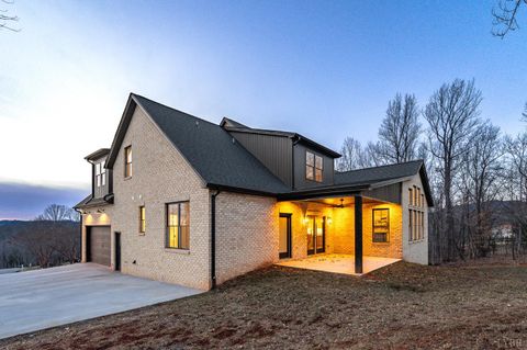 Tiny photo for 1148 Val Terrace Court, Forest, VA 24551 (MLS # 364667)