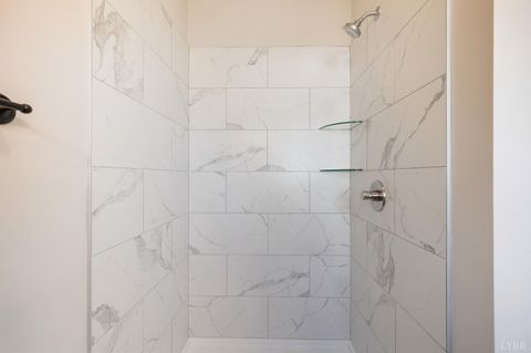 Tiny photo for 10528 Leesville Road, Lynch Station, VA 24571 (MLS # 363175)