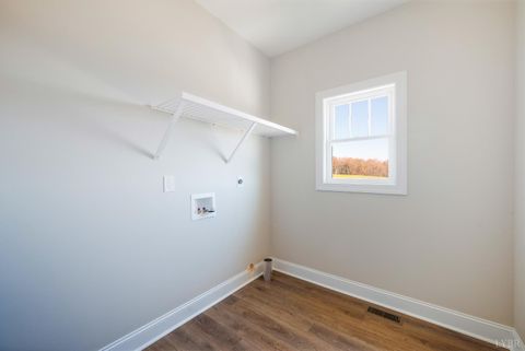 Tiny photo for 10528 Leesville Road, Lynch Station, VA 24571 (MLS # 363175)