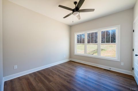 Tiny photo for 10528 Leesville Road, Lynch Station, VA 24571 (MLS # 363175)