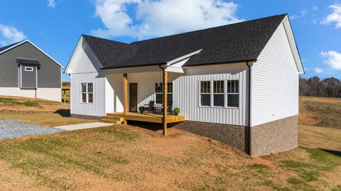 Tiny photo for 10528 Leesville Road, Lynch Station, VA 24571 (MLS # 363175)