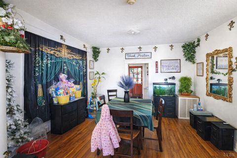 Tiny photo for 613 Wilton Avenue, Lynchburg, VA 24501 (MLS # 365325)